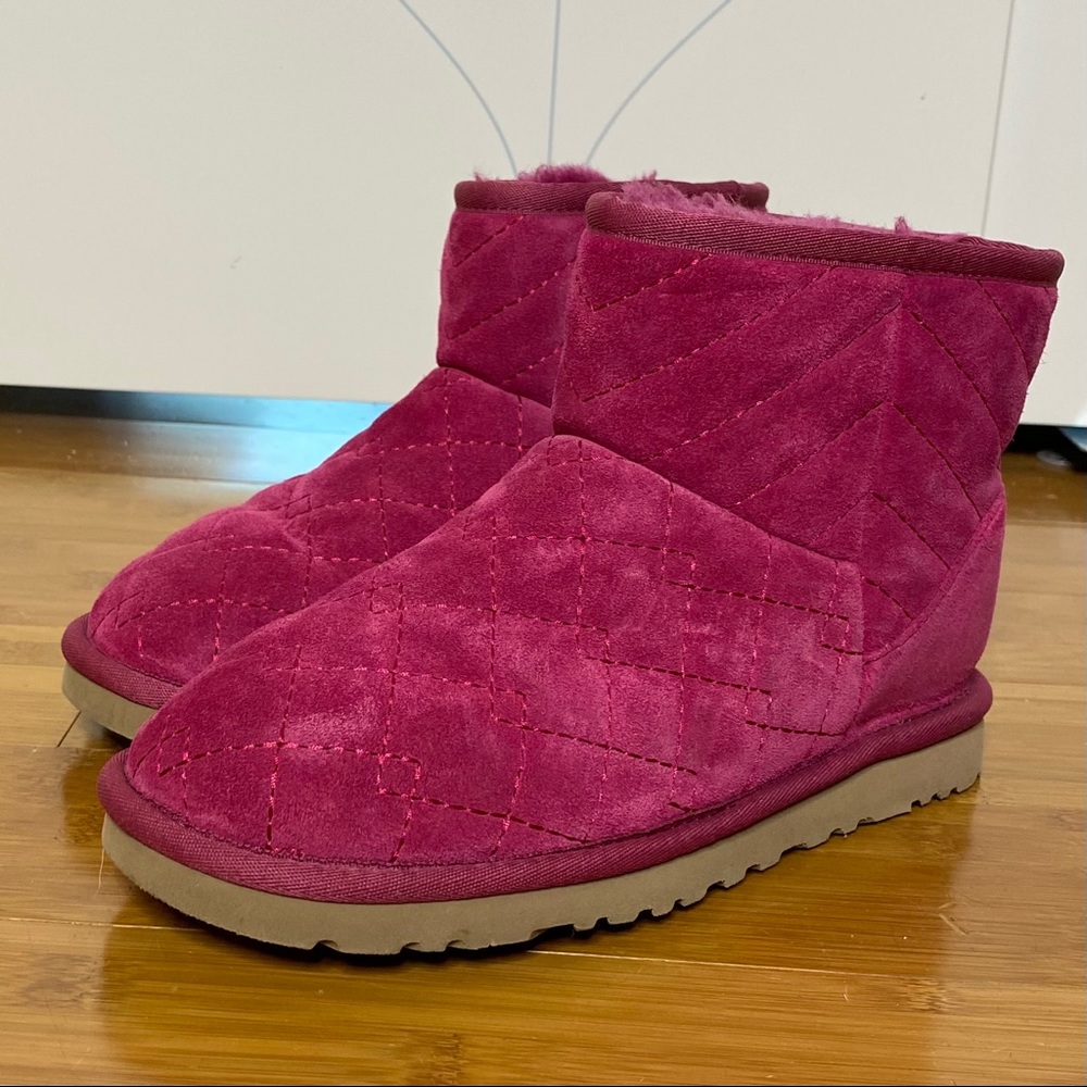 Ugg Arden Quilted Classic Mini Lonely Hearts 6